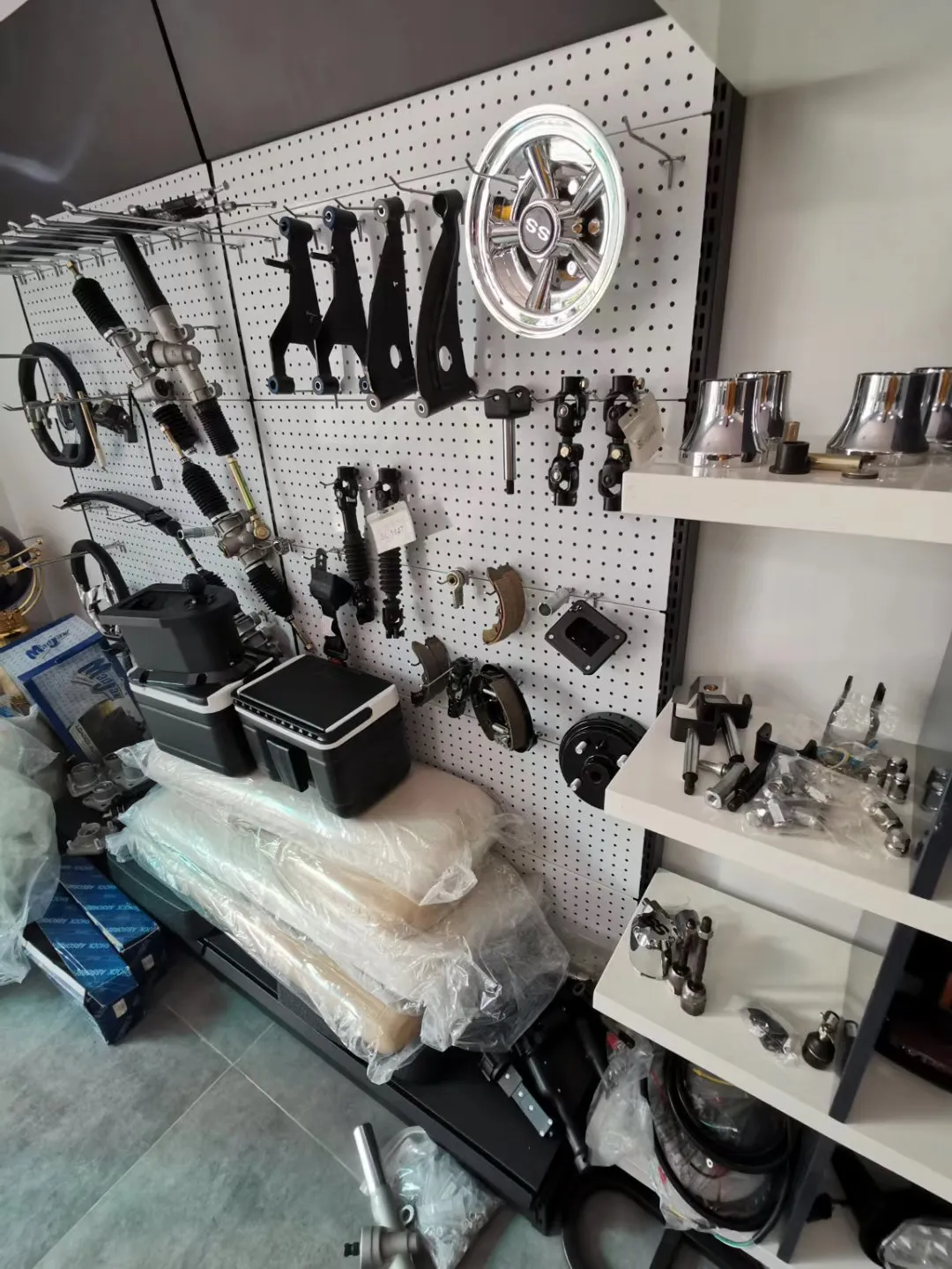 Golf Cart Parts and Accessories Showroom